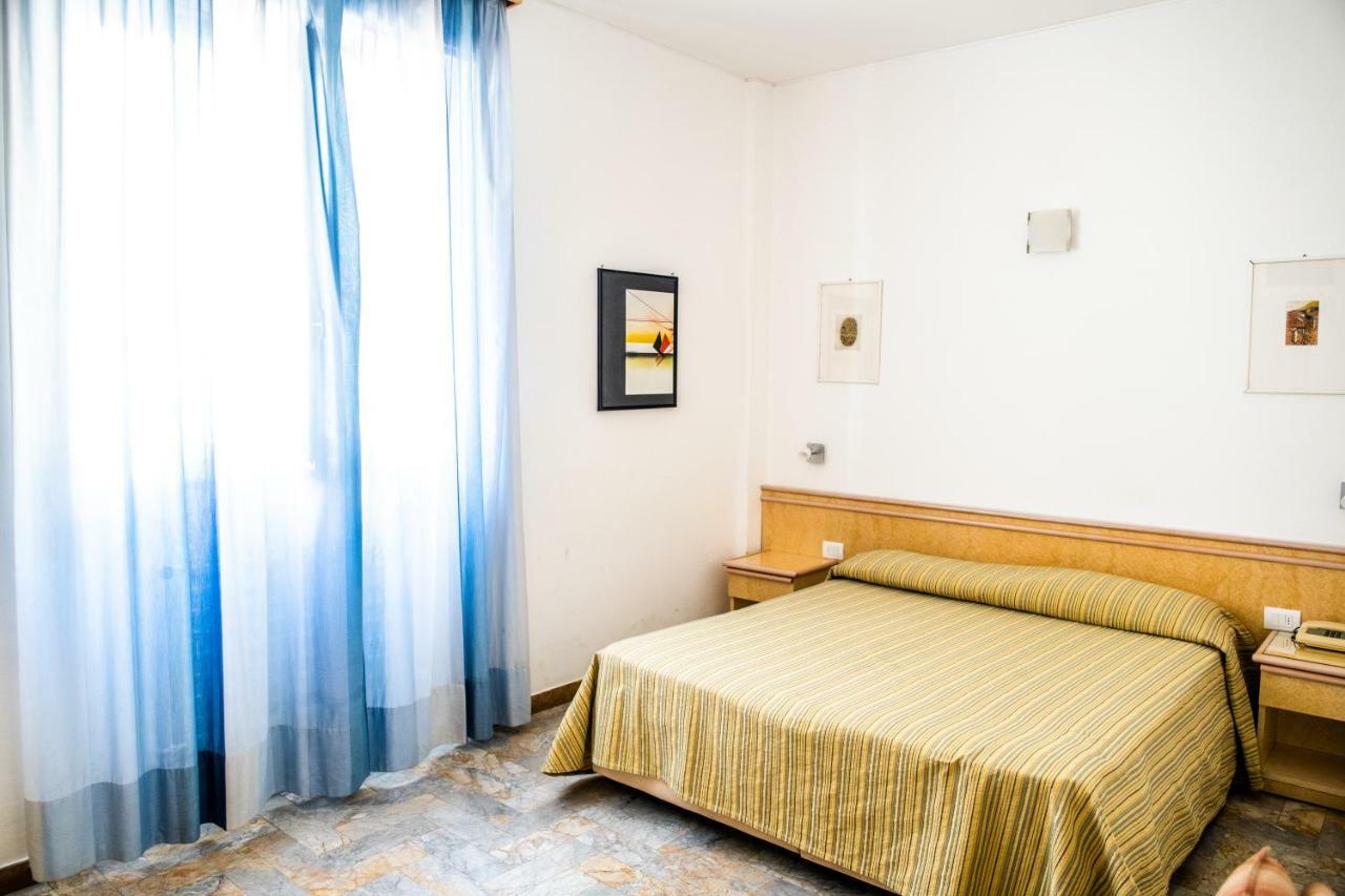 West End Hotel